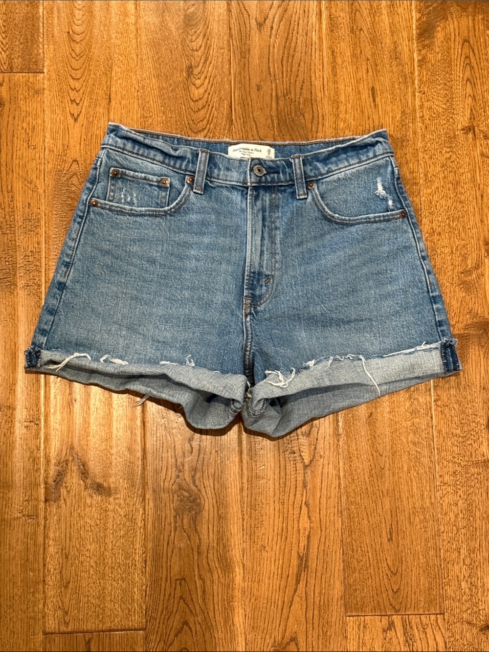 Abercrombie & Fitch The Dad Short High Rise
